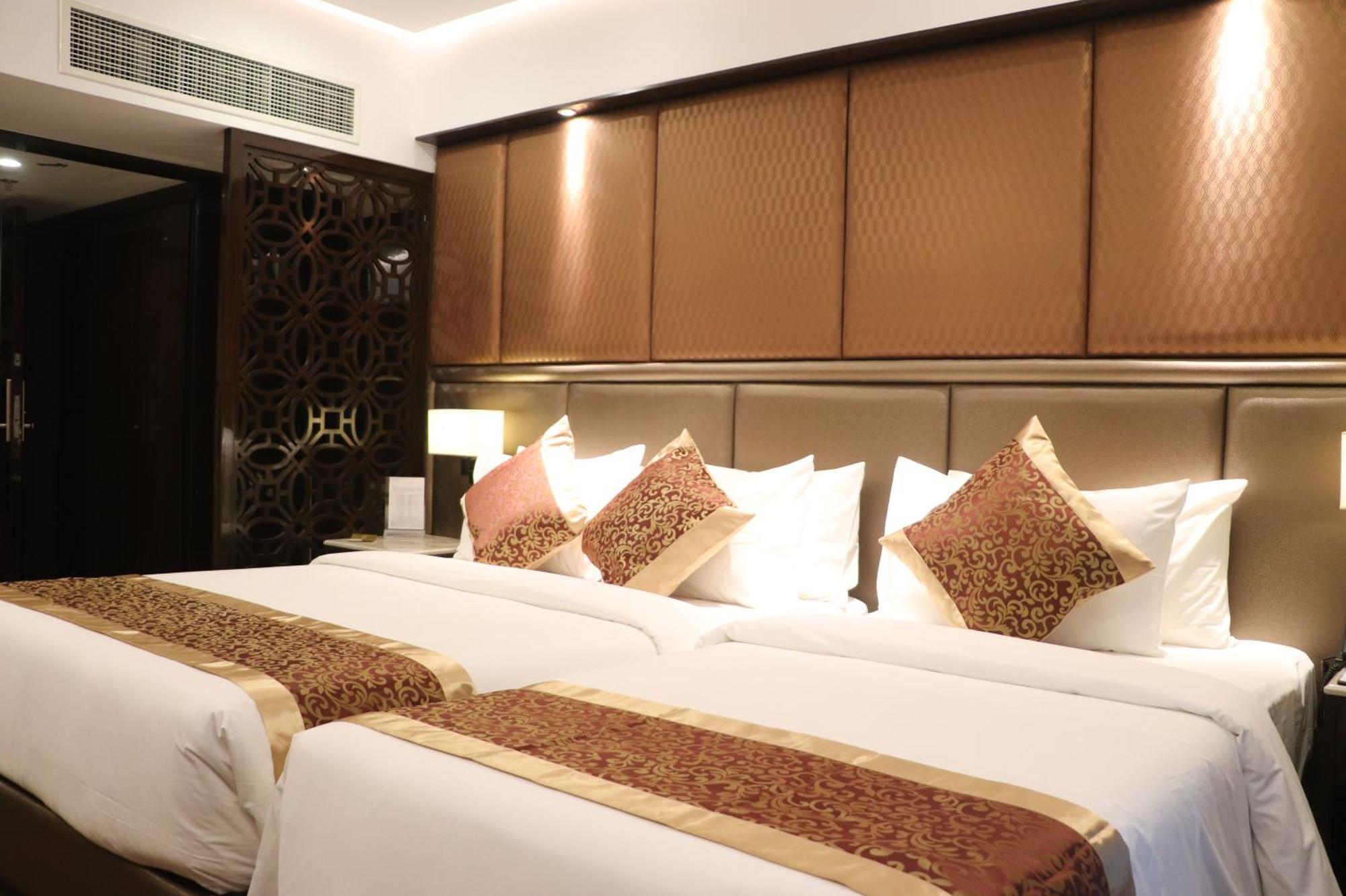 Grand Sylhet Hotel & Resort ภายนอก รูปภาพ