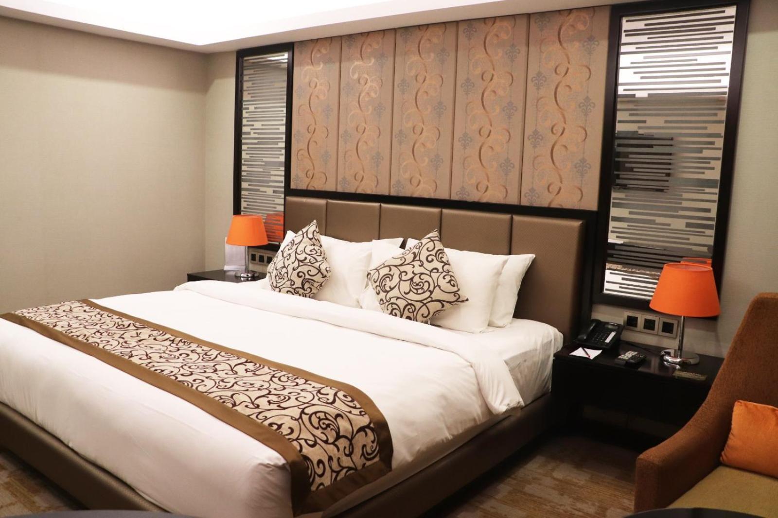 Grand Sylhet Hotel & Resort ภายนอก รูปภาพ